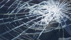 Tabrakan Maut di Sentul Bogor: Motor vs Mobil, Tiga Orang Dilarikan ke RS