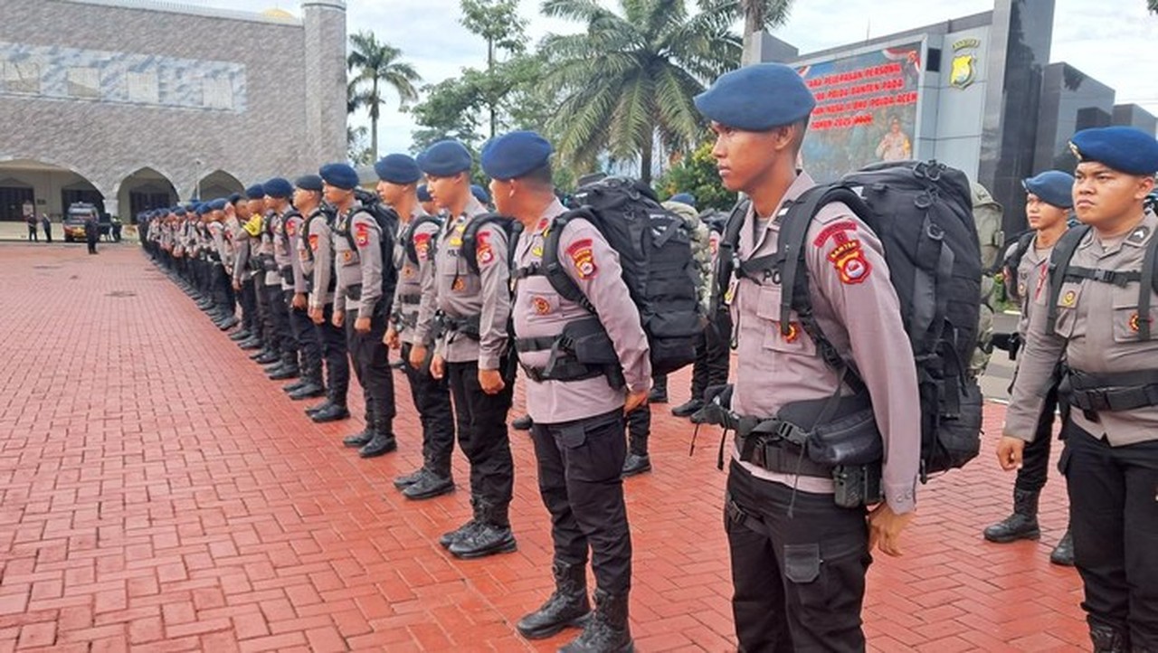Polda Banten Kirim 100 Brimob Ke Aceh Bantu Penanganan Pasca Bencana (arief/detikcom)