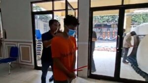 Mahasiswa Depok Jadi Tersangka Penyebar Teror Bom ke 10 Sekolah, Terancam UU ITE dan KUHP