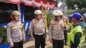 Kapolda Jabar dan Kapolres Bogor Tinjau Jalur Alternatif Puncak, Apresiasi Peran Supeltas