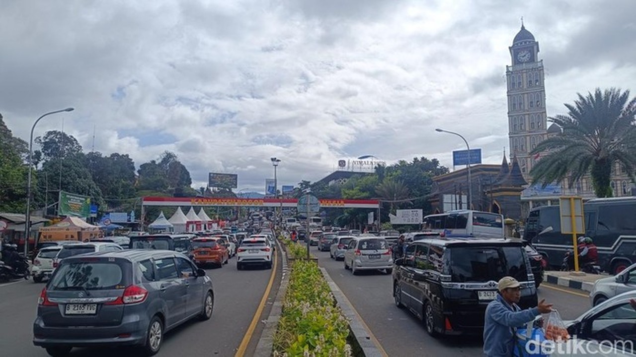 Foto: Lalin Di Simpang Gadog Bogor Padat (rizky/detikcom)