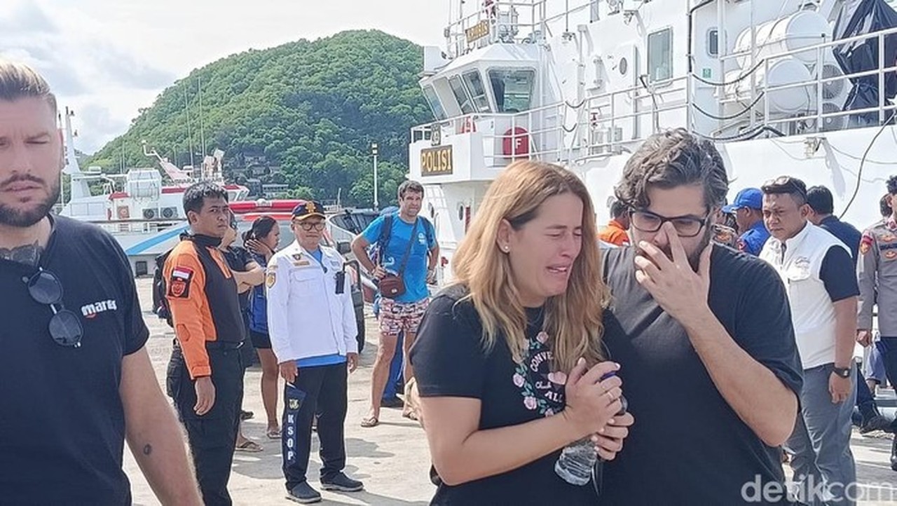 Mar Martinez Ortuno, Istri Pelatih Tim B Wanita Los Che, Valencia Cf, Martin Carreras Fernando. Ia Adalah Korban Selamat Kapal Wisata Tenggelam Di Labuan Bajo, Manggarai Barat, Nusa Tenggara Timur (ntt), Minggu (28/12/2025) Pagi. (ambrosius Ardin)