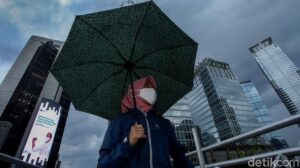 BMKG Prediksi Jabodetabek Diguyur Hujan Lebat Hingga Awal 2026, Waspada Banjir