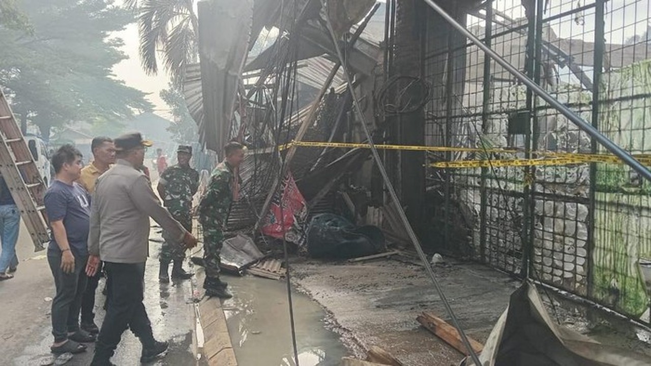 Foto: Bengkel Di Tangsel Kebakaran. (dok. Istimewa)