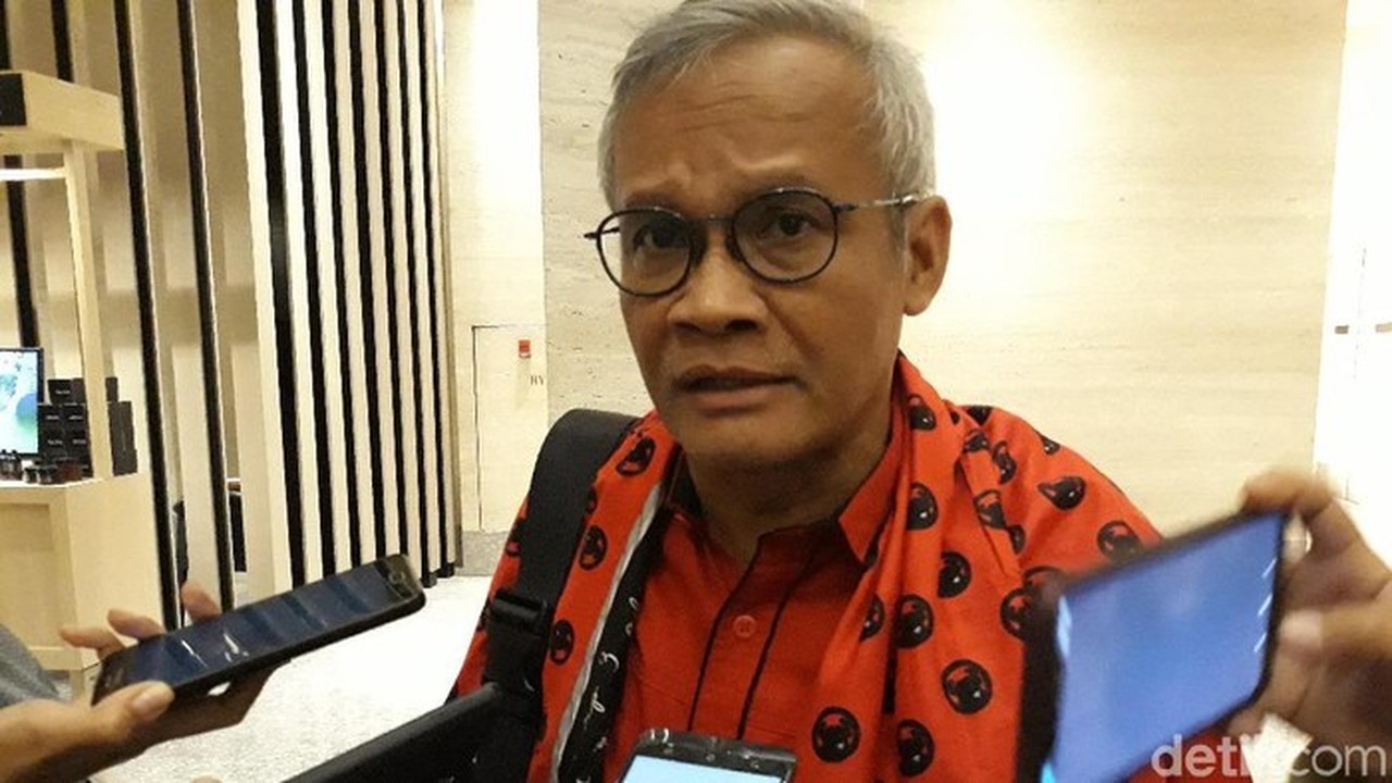 Ketua Dpc Pdip Solo Aria Bima (bayu Ardi Isnanto/detikcom)