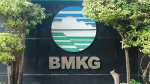 BMKG Prediksi Hujan Ringan Sambut Malam Tahun Baru 2026 di Jakarta
