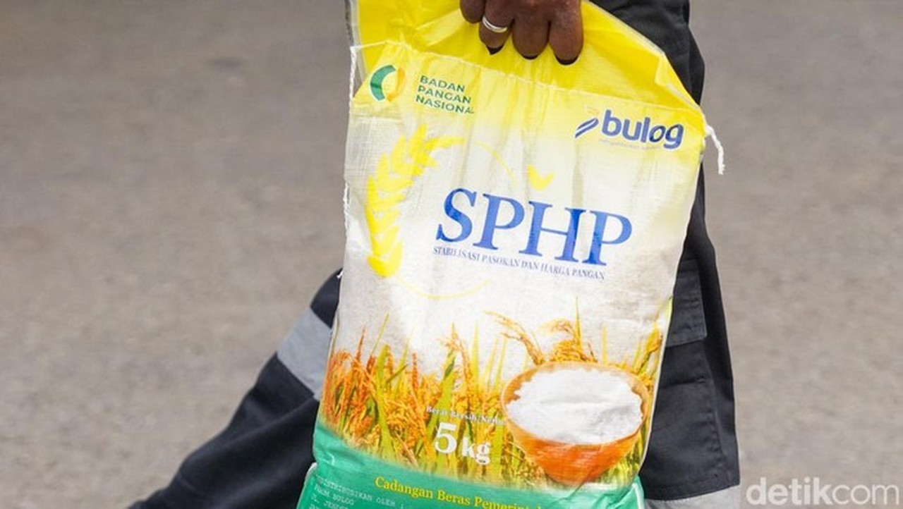 Ilustrasi Beras Stabilisasi Pasokan Dan Harga Pangan (sphp) Gerakan Pangan Murah Polri Digelar Di Polda Metro Jaya, Jakarta Menyambut Hut Ke 80 Ri. (foto: Andhika Prasetia/detikcom)