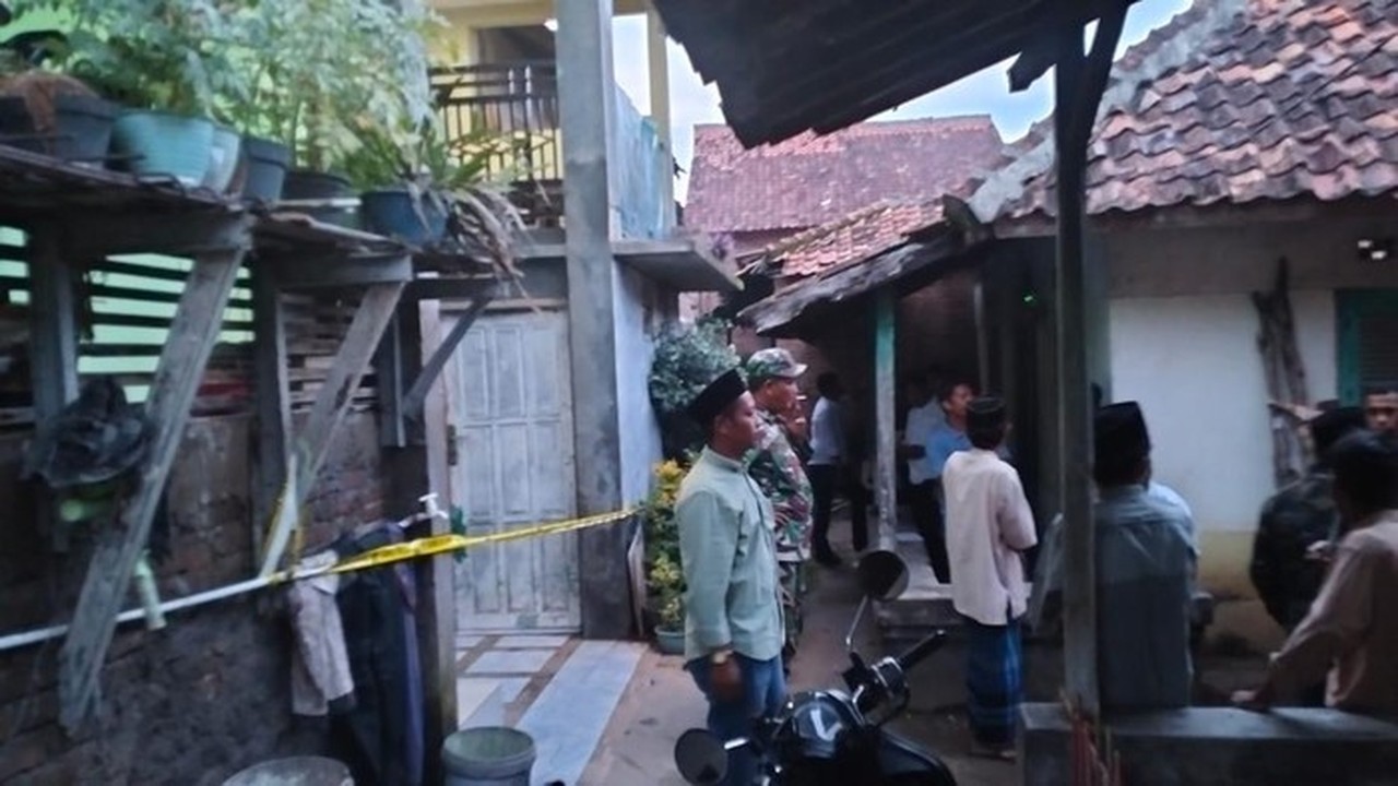 Tkp Pembunuhan Terhadap Ibu Rumah Tangga Di Serang. (foto: Dok. Istimewa)