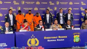 Polda Metro Jaya Bongkar Pengoplosan Gas Subsidi, 3 Tersangka Diamankan