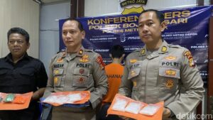 Tiga Pengedar Sabu Modus Tempel Dibekuk di Depok, Sitaan 1,2 Kg