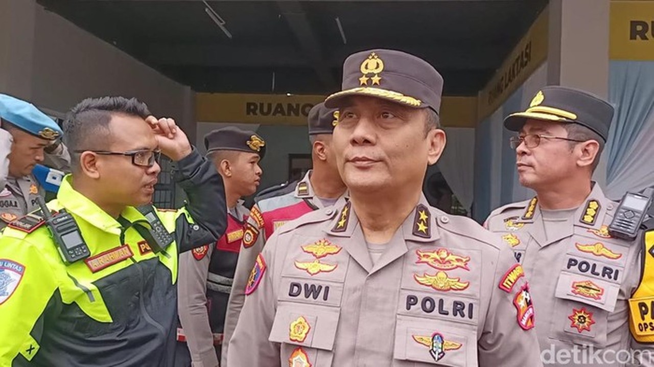 Foto: Itwasum Polri Melakukan Pengecekan Di Kawasan Puncak, Bogor Jelang Malam Tahun Baru. (rizky/detikcom)