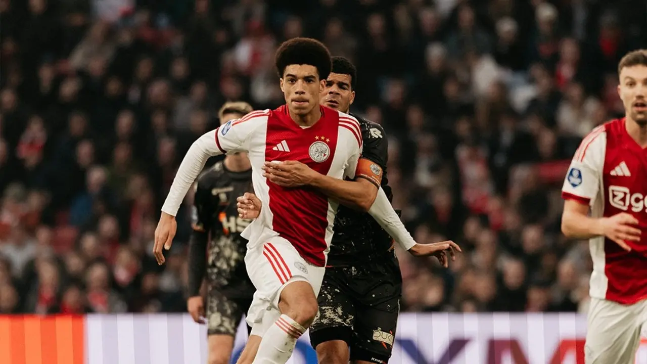 Ajax Amsterdam Vs Olympiakos Prediksi Skor Head To Head Dan Statistik Kedua Tim