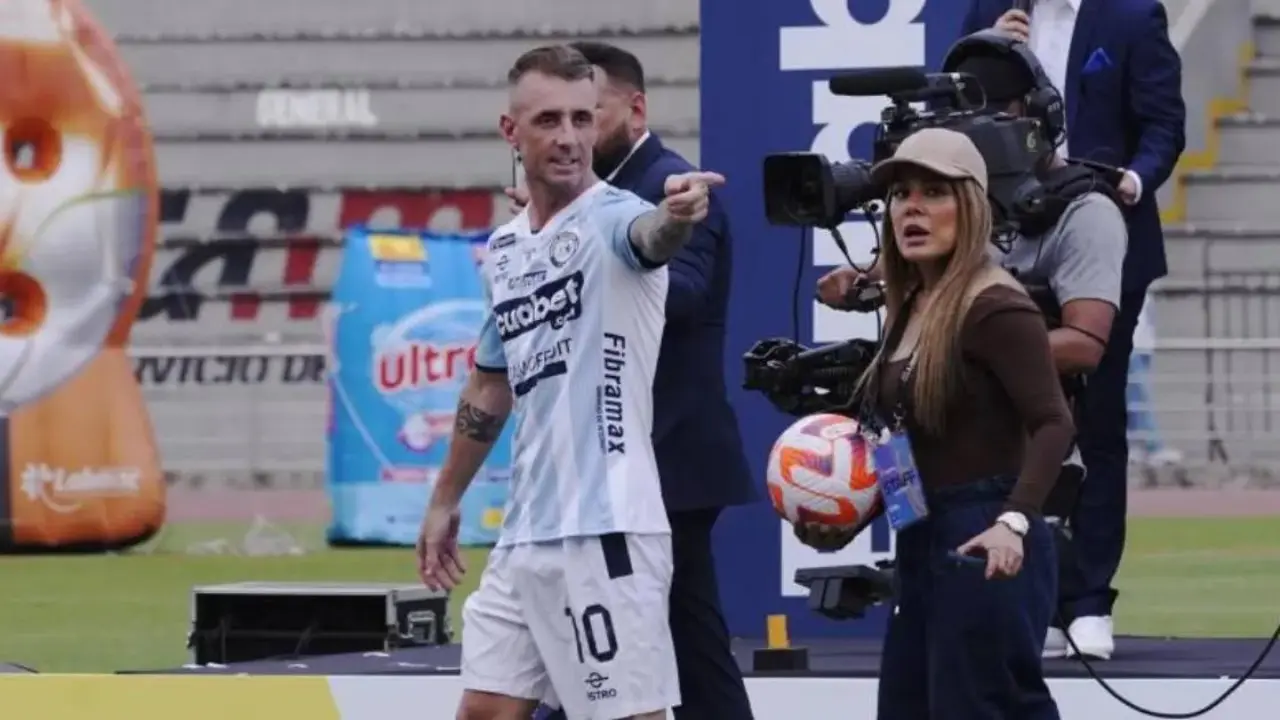 Aksi Kocak Damian Diaz Di Guayaquil City
