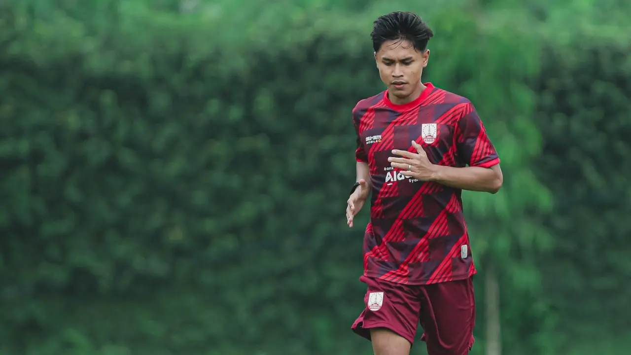 Alfriyanto Nico Resmi Gabung Persis Solo Berharap Berkembang Di Bawah Asuhan Milomir Seslija