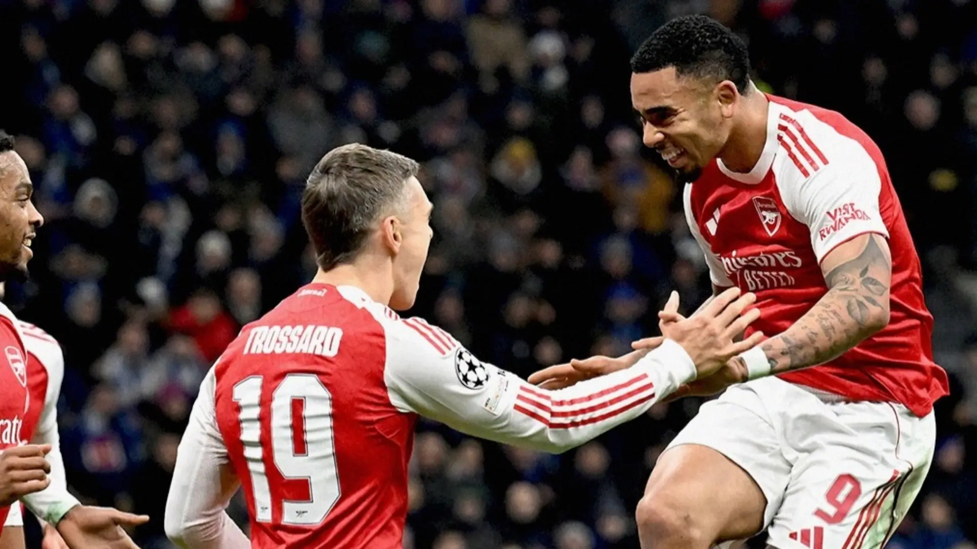 Arsenal Kalahkan Inter Milan Walcott Wanti Wanti Cedera Lutut Gabriel Jesus