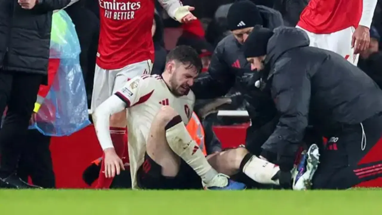 Bek Liverpool Conor Bradley Sukses Jalani Operasi Lutut Saya Sudah Tidak Sabar Untuk Kembali