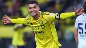 Cristiano Ronaldo Cetak Gol, Al Nassr Menang 2-1 atas Damac