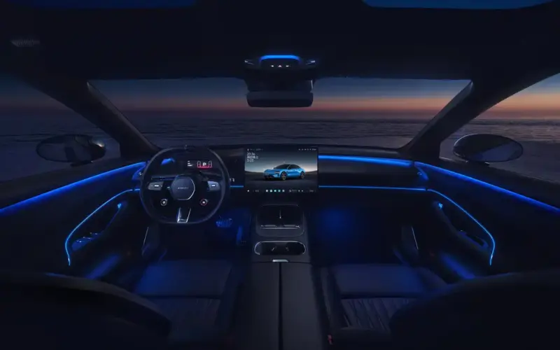 Desain Interior Xiaomi Su7