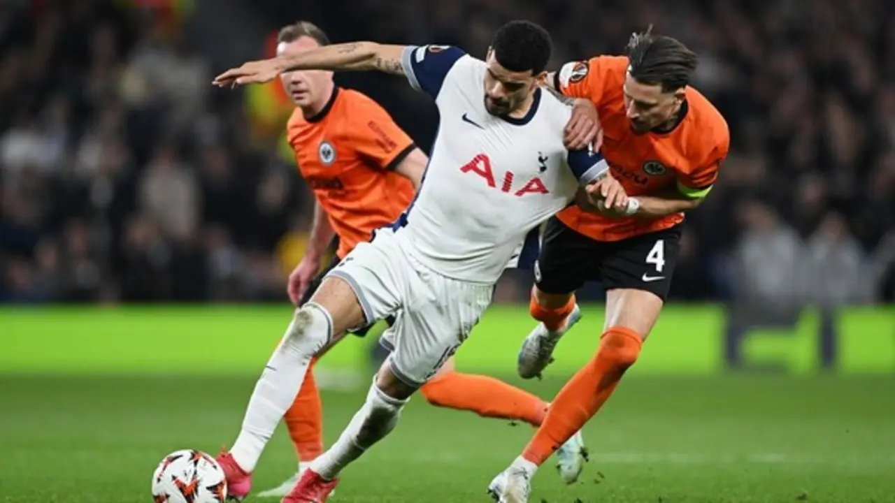 Eintracht Frankfurt Vs Tottenham Prediksi Skor Head To Head Dan Peluang Lolos Liga Champions