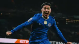 Enzo Fernandez Dikaitkan ke PSG, Liam Rosenior Beri Respon Menohok