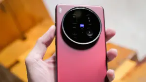 Gantikan DSLR? Vivo X300 Ultra Bawa Sensor Kamera 1 Inci dan Zoom 20x Tanpa Pecah