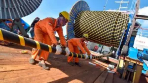 Internet Indonesia Makin Ngebut: SKKL Rising 8 Berkapasitas 400 Tbps Mulai Dibangun