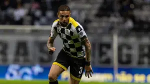 Jangan Terkecoh Nama Besar PSG! Rapor Merah Menit Bermain Layvin Kurzawa yang Wajib Diwaspadai Persib