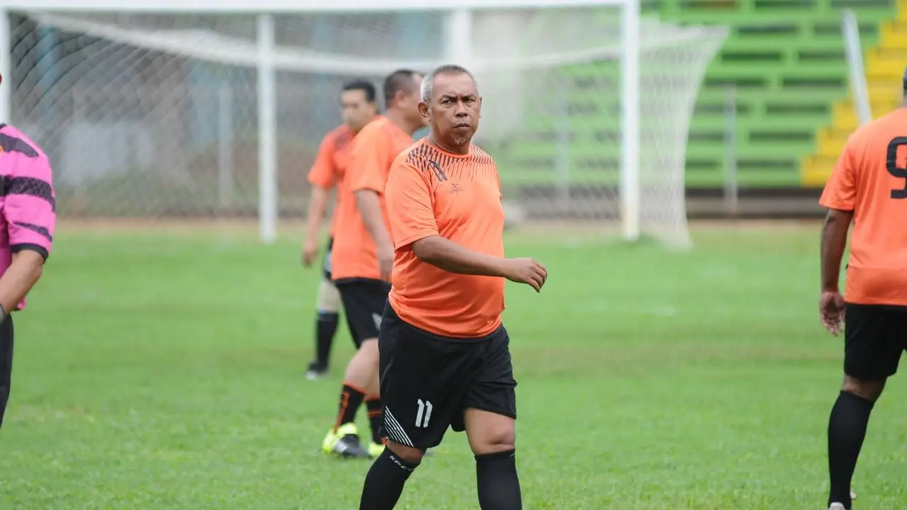Kabar Duka Sepak Bola Indonesia Legenda Timnas Indonesia Dede Sulaeman Meninggal Dunia
