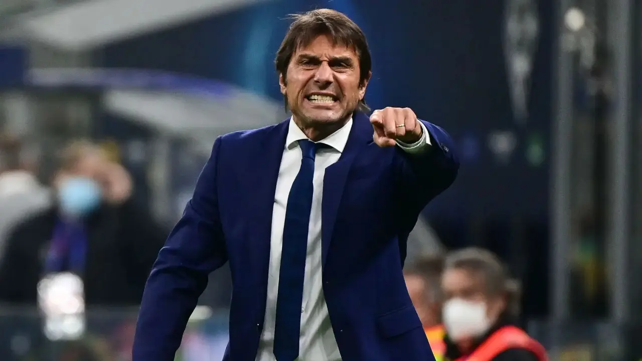 Kalah Dari Chelsea Conte Bangga Napoli Berjuang Meski Tanpa Kekuatan Penuh