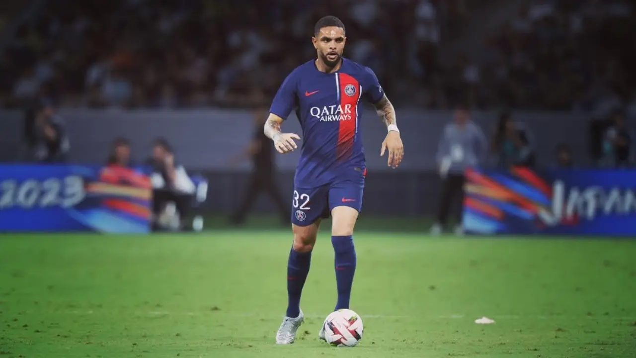 Layvin Kurzawa Segera Bergabung Masuk Jajaran Pemain Termahal Persib Bandung