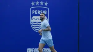 Layvin Kurzawa Siap Debut Bersama Persib Bandung, Ini Jadwal Laga Pertamanya