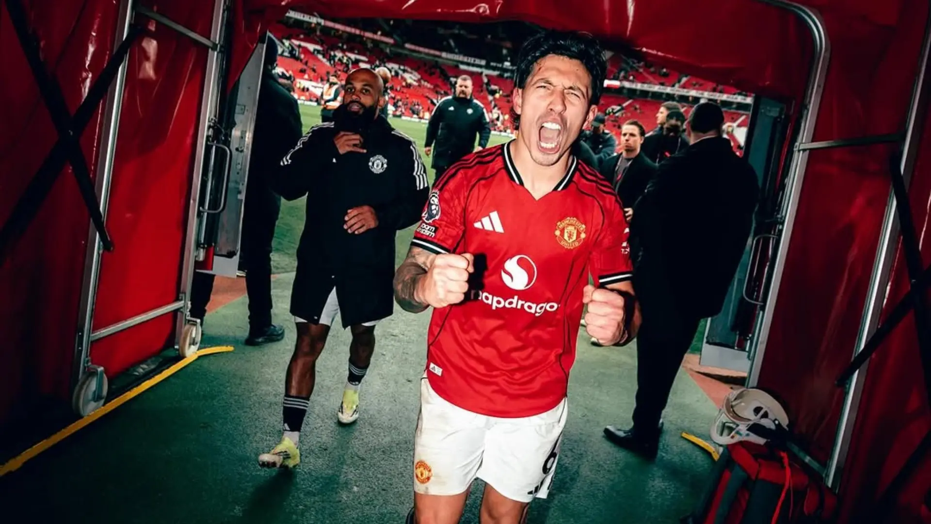 Lisandro Martinez Balas Kritik Pedas Paul Scholes Dan Nicky Butt Usai Manchester United Tekuk City