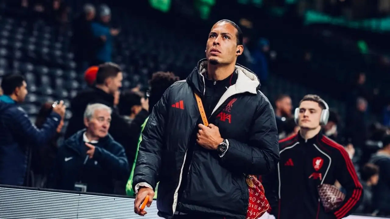 Liverpool Tegaskan Komitmen Pada Virgil Van Dijk Tolak Tawaran Di Musim Panas