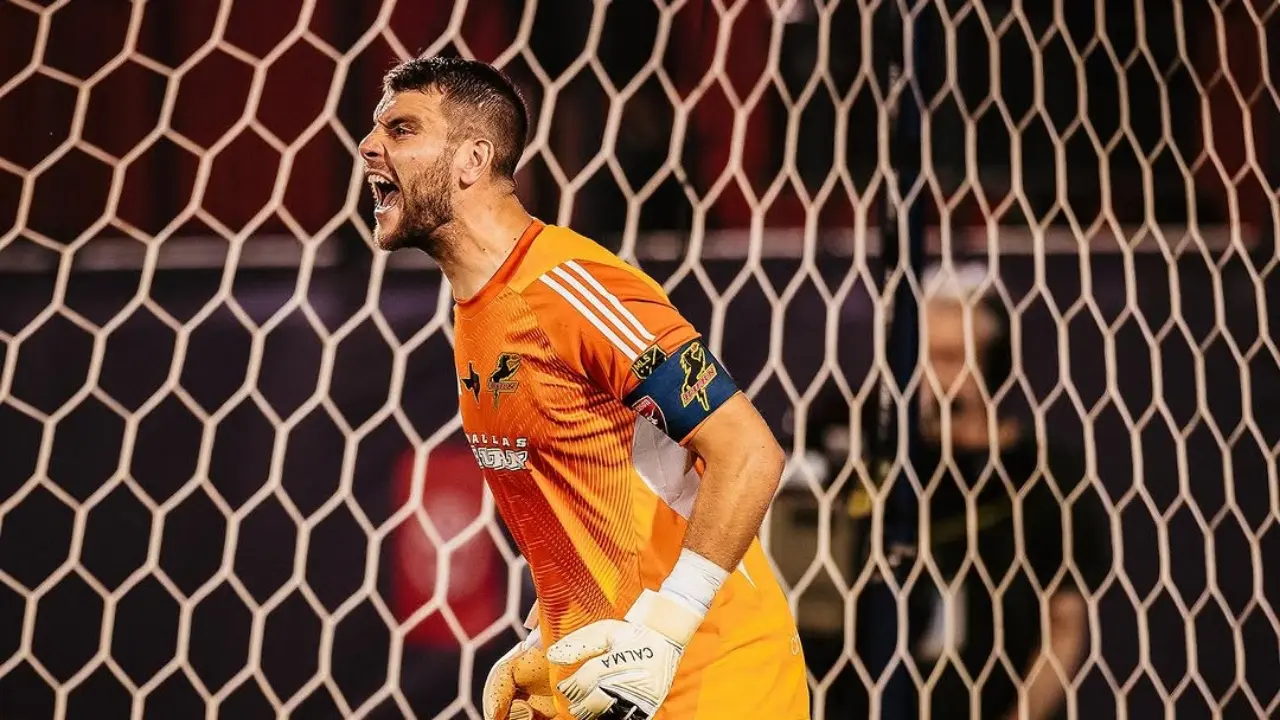 Maarten Paes Catat Statistik Menarik Jelang Kepindahannya Ke Ajax Amsterdam