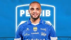Mulai Negosiasi Lanjutan! Foot Mercato Soroti Progres ‘Senyap’ Persib Gaet Layvin Kurzawa