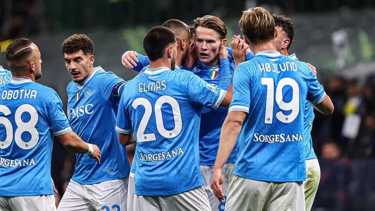Napoli Vs Chelsea Duel Emosional Antonio Conte Lawan Mantan Tim Di Liga Champions