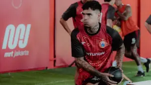 Pelatih Persija Pastikan Shayne Pattynama Bisa Dimainkan Lawan Persita