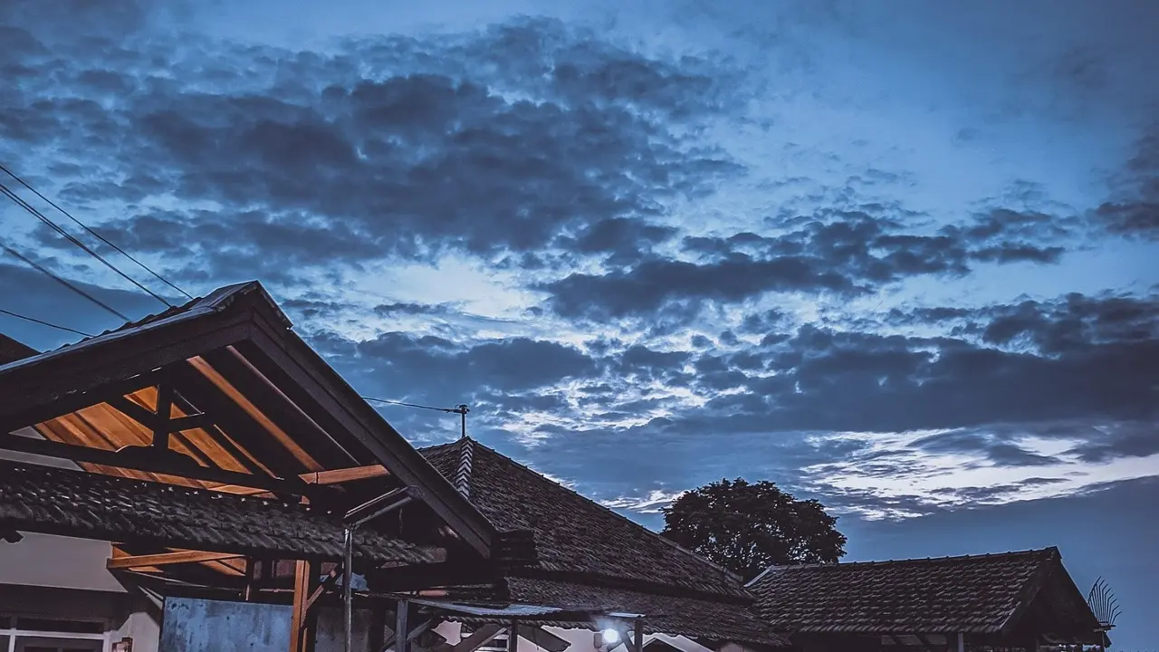Prakiraan Cuaca Kota Semarang Hari Ini Bmkg Cuaca Berawan Dan Potensi Hujan Ringan