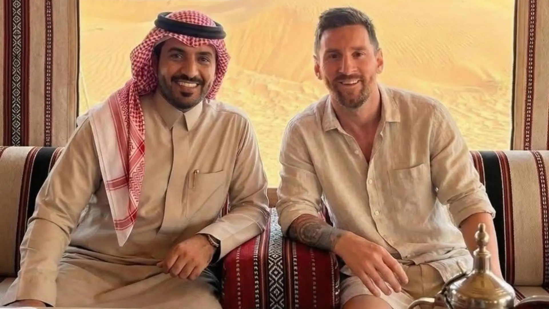 Presiden Al Ittihad Rayu Lionel Messi Dengan Cek Kosong