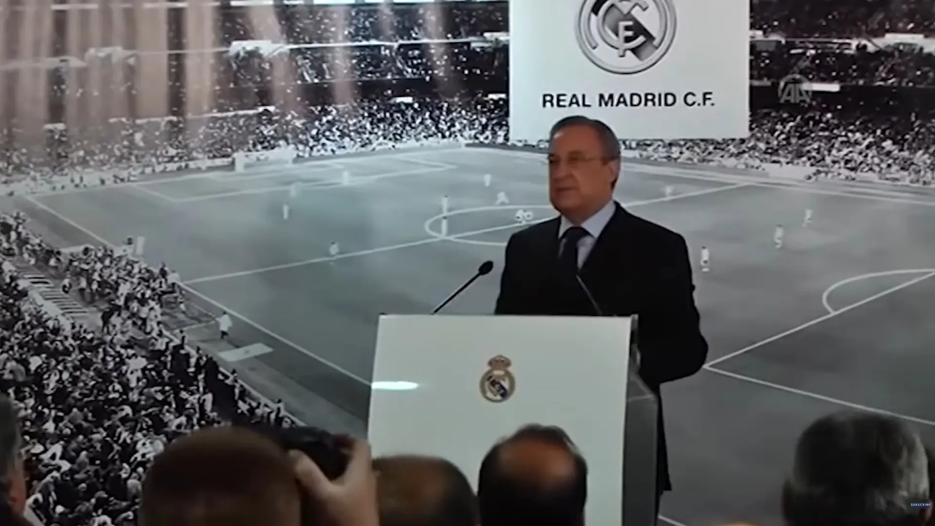 Protes Keras Fans Real Madrid Bentangkan Banner Desak Florentino Perez Mundur Dari Kursi Presiden