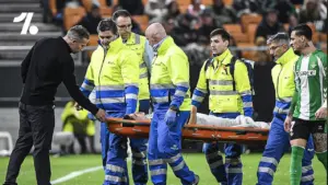 Putra Robin van Persie Alami Cedera Lutut Parah di Feyenoord