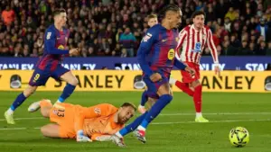 Raphinha: Jika Hansi Flick Tidak Datang ke Barcelona, Saya Pasti Sudah Memutuskan untuk Hengkang
