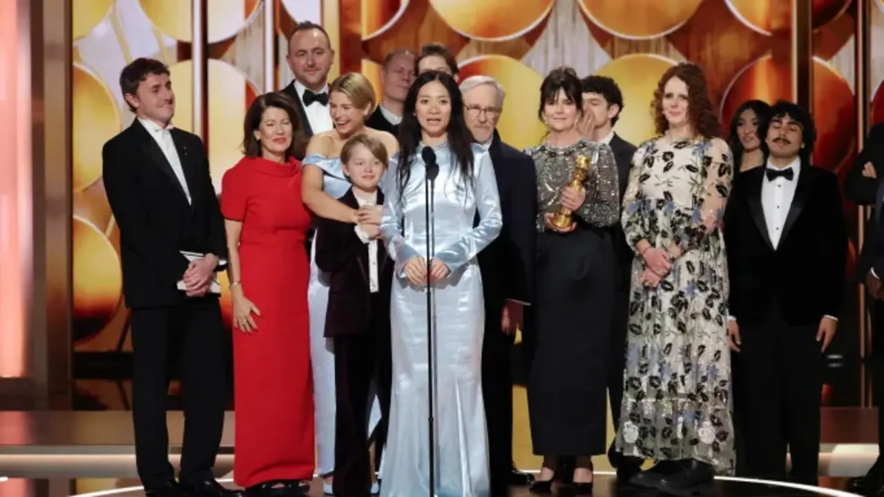Rating Golden Globes 2026 Anjlok 7 Persen Penonton Lebih Pilih Cuplikan Tiktok Dan Media Sosial