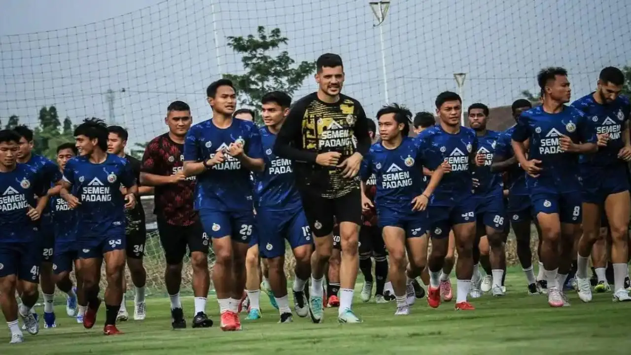 Semen Padang Tancap Gas Di Bursa Transfer, Rekrut 8 Pemain Asing Demi Keluar Dari Zona Degradasi