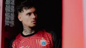 Shayne Pattynama Ungkap Proses Kilat Kepindahannya ke Persija Jakarta