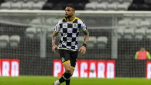 Resmi Gabung Persib, Ini Statistik Layvin Kurzawa di Musim Terakhir