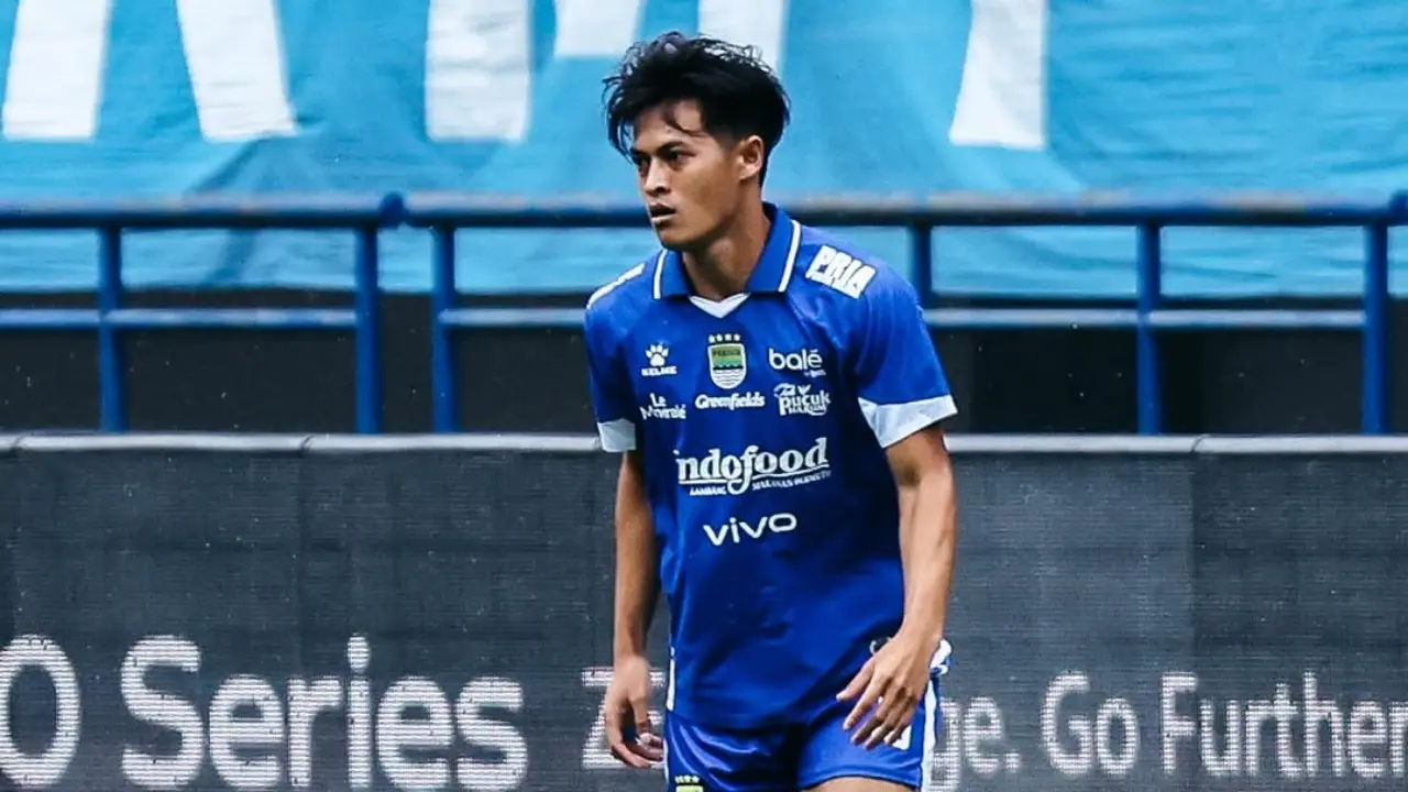Tak Gentar Dewangga Siap Bersaing Dengan Kurzawa Di Persib