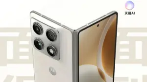 Tak Lagi Flip, Motorola Resmi Masuk Pasar Ponsel Lipat Layar Besar lewat Razr Fold
