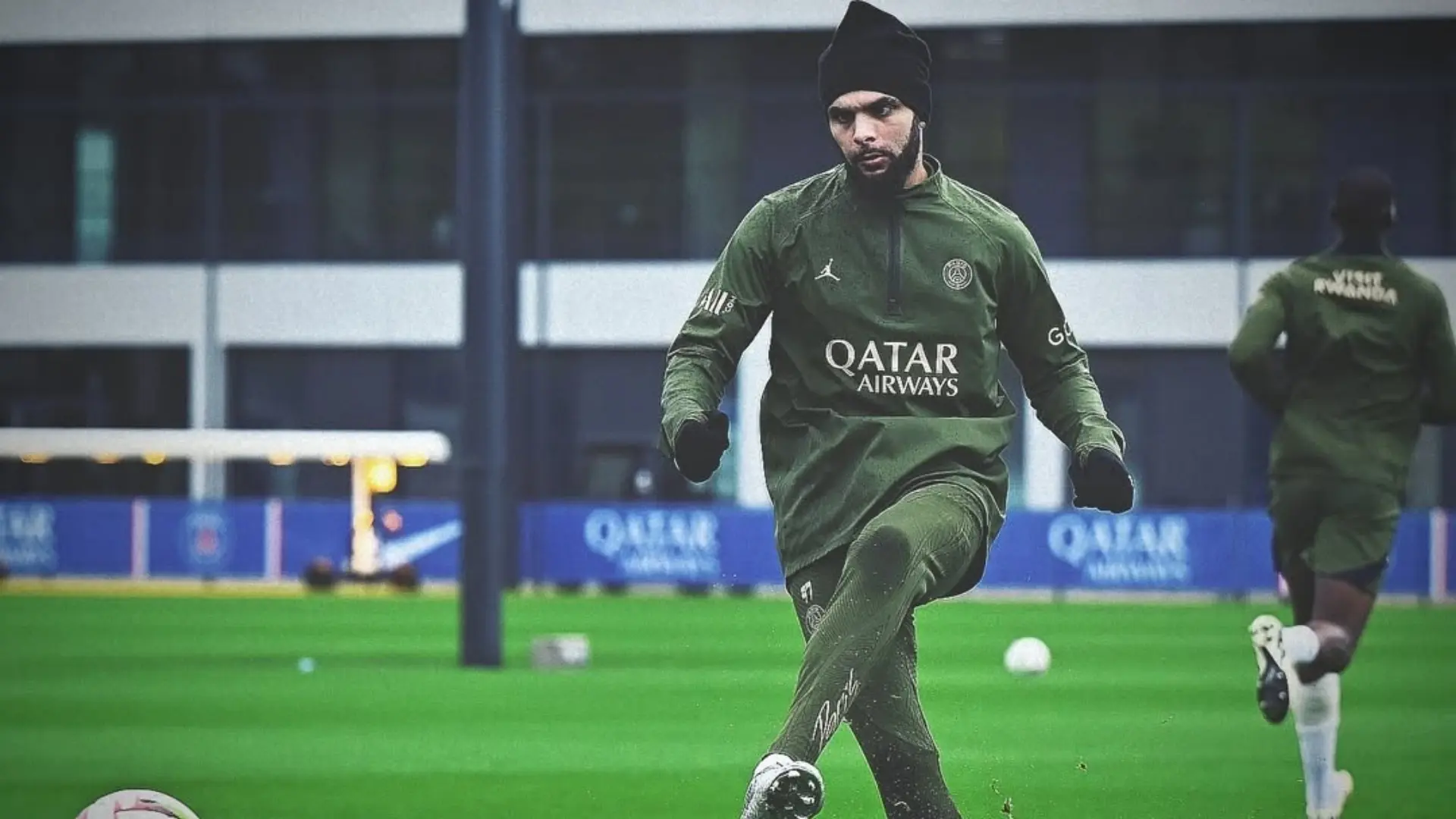 Tinggal Menghitung Hari L Equipe Pastikan Layvin Kurzawa Segera Diresmikan Persib Ini Detailnya