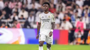 Vinicius Jr Dicemooh Suporter Real Madrid di Santiago Bernabeu Saat Menang Lawan Levante